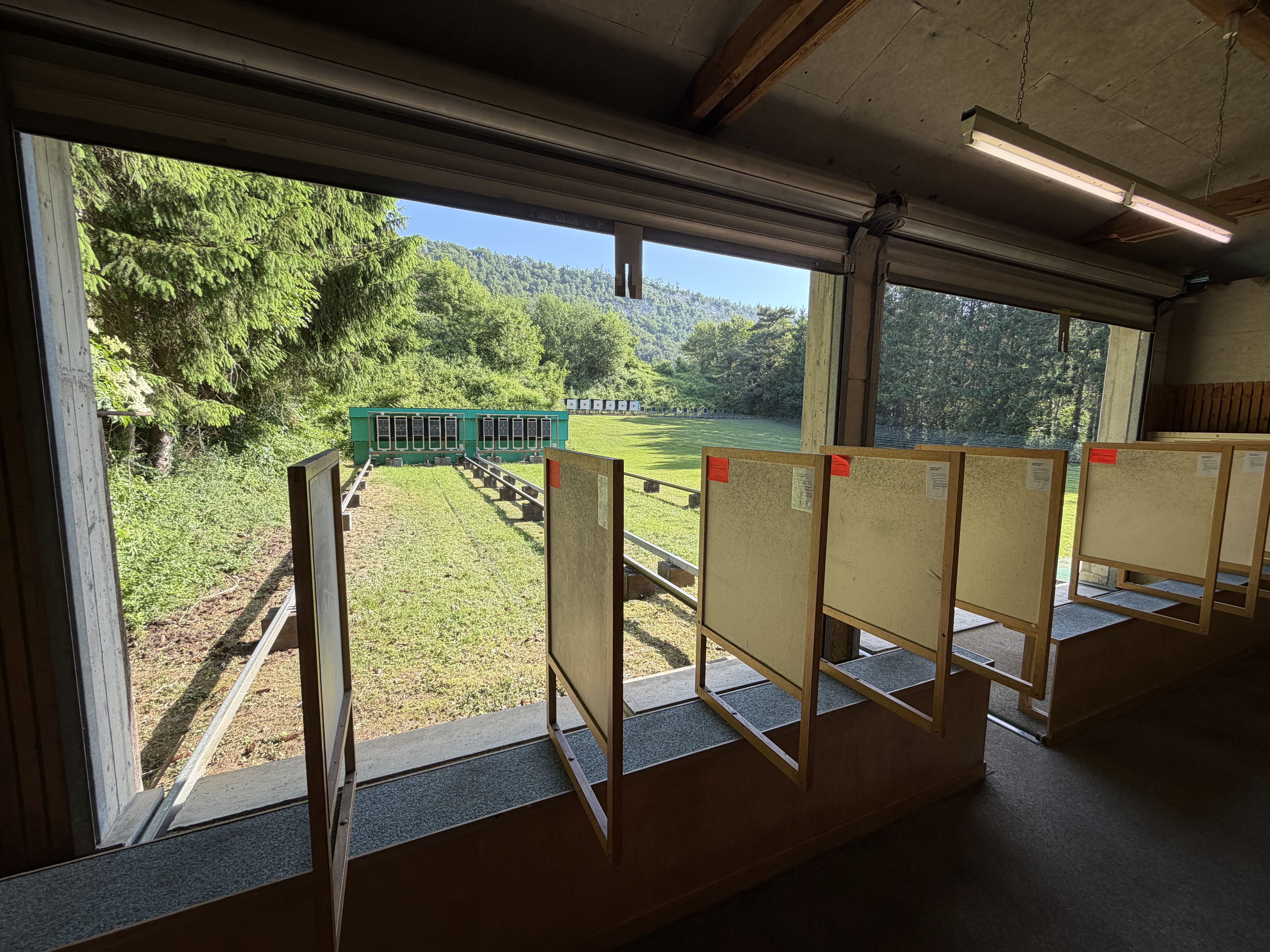 Vue panoramique du stand de tir